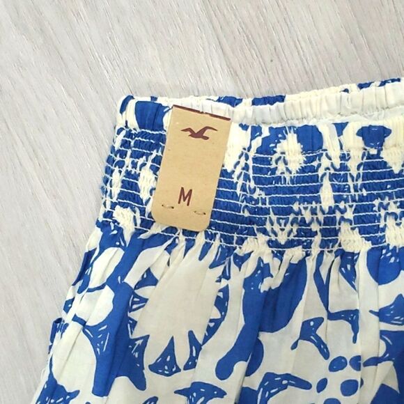 ✨️Hollister Sequin Floral Skirt, NWT,  Size Medium ✨️ - Picture 5 of 6